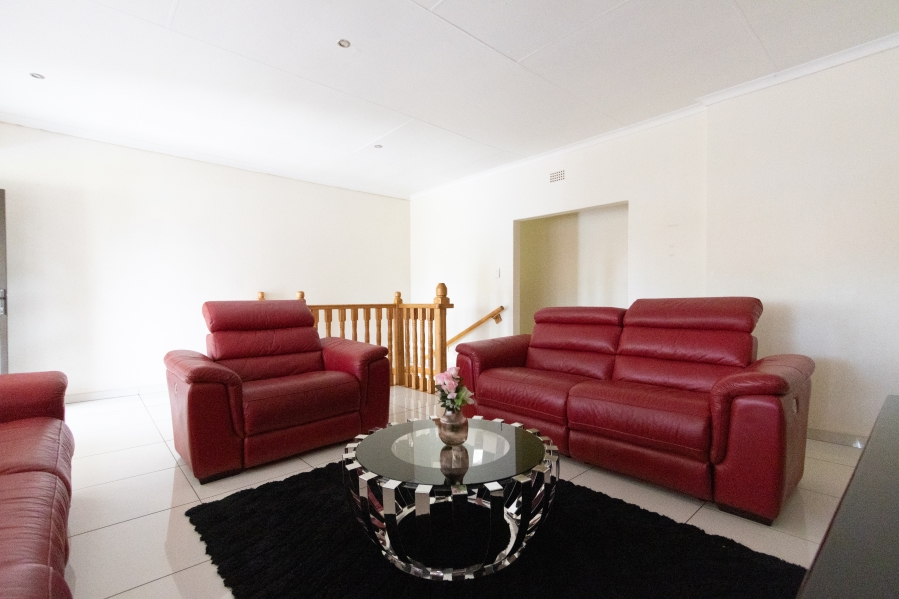 3 Bedroom Property for Sale in Protea Park North West